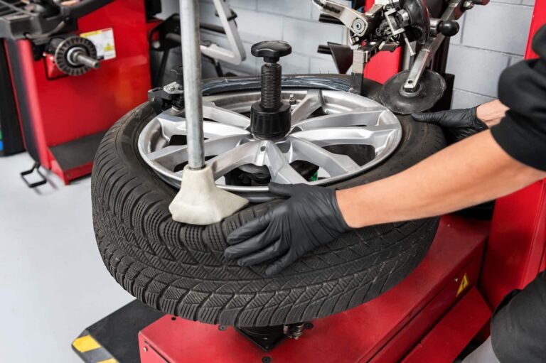Retrait d'un pneu par 2985 automobile